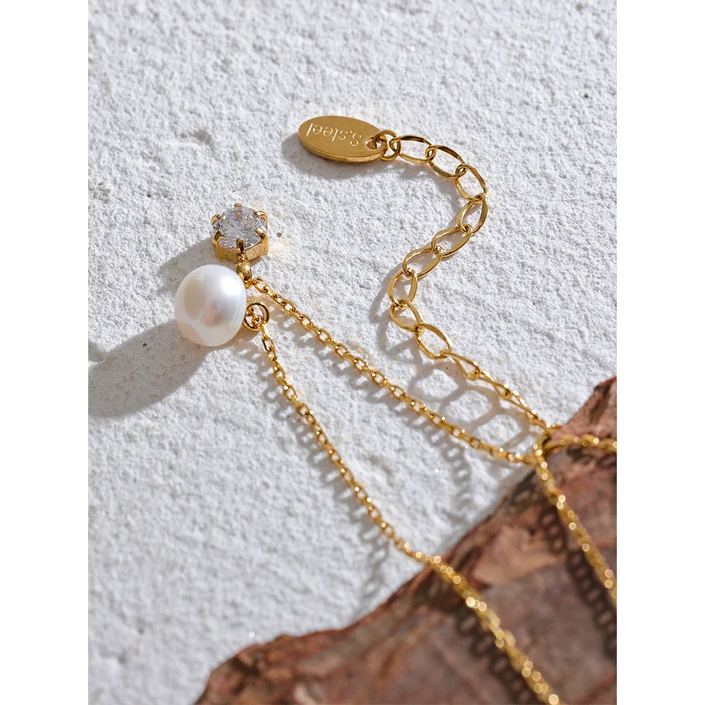 Cubic Zirconia Natural Pearl Pendant Luxury Necklace