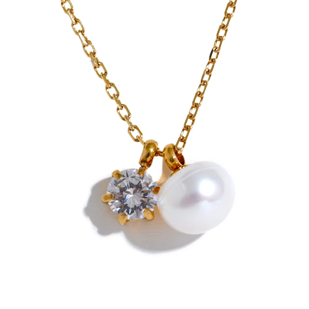 Cubic Zirconia Natural Pearl Pendant Luxury Necklace
