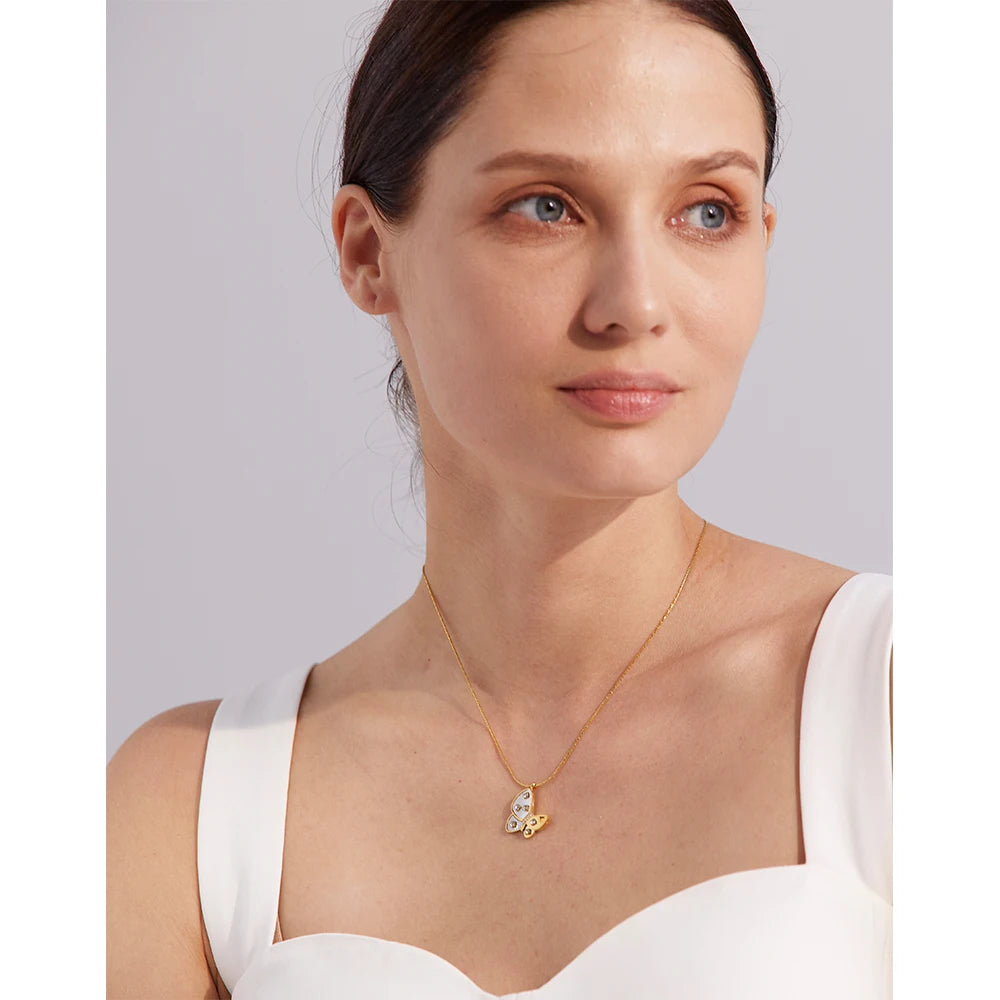 Aesthetic Natural Shell Zircon Butterfly Pendant Necklace