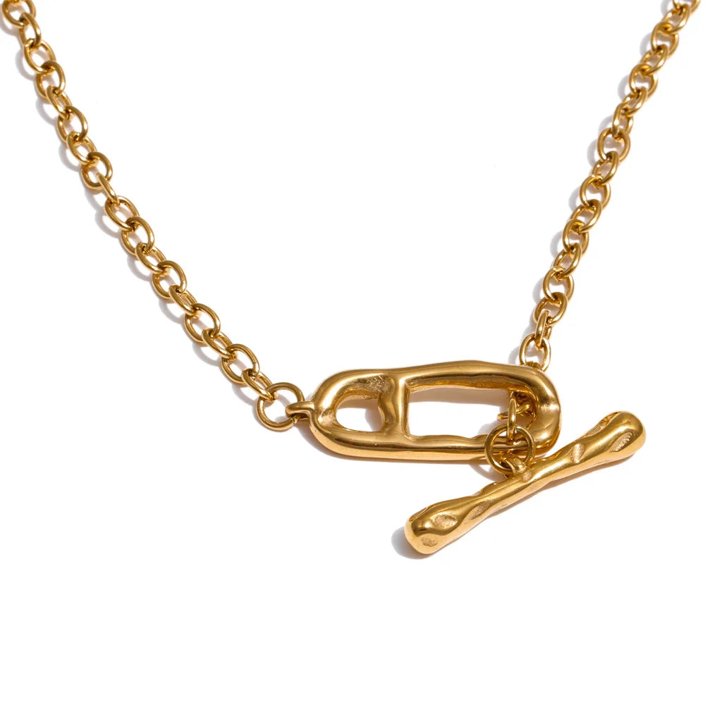 Chain Toggle-Clasps Long Distinctive Necklace